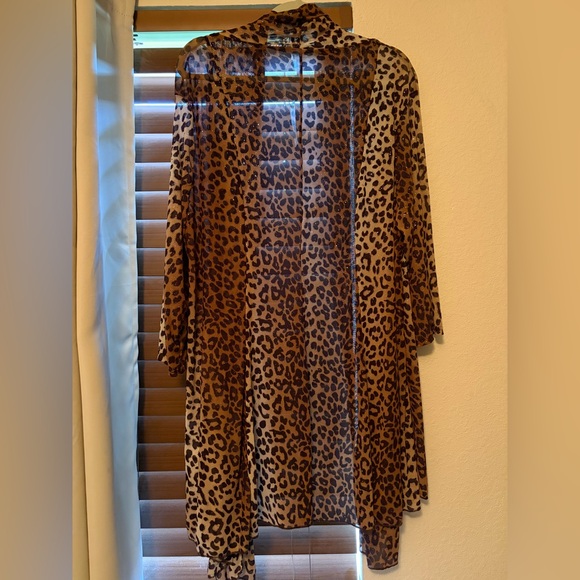Leopard Print Duster - Picture 3 of 6